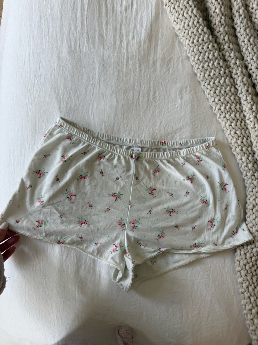 Floral Cotton Pajama Shorts in Cream with Pink Roses